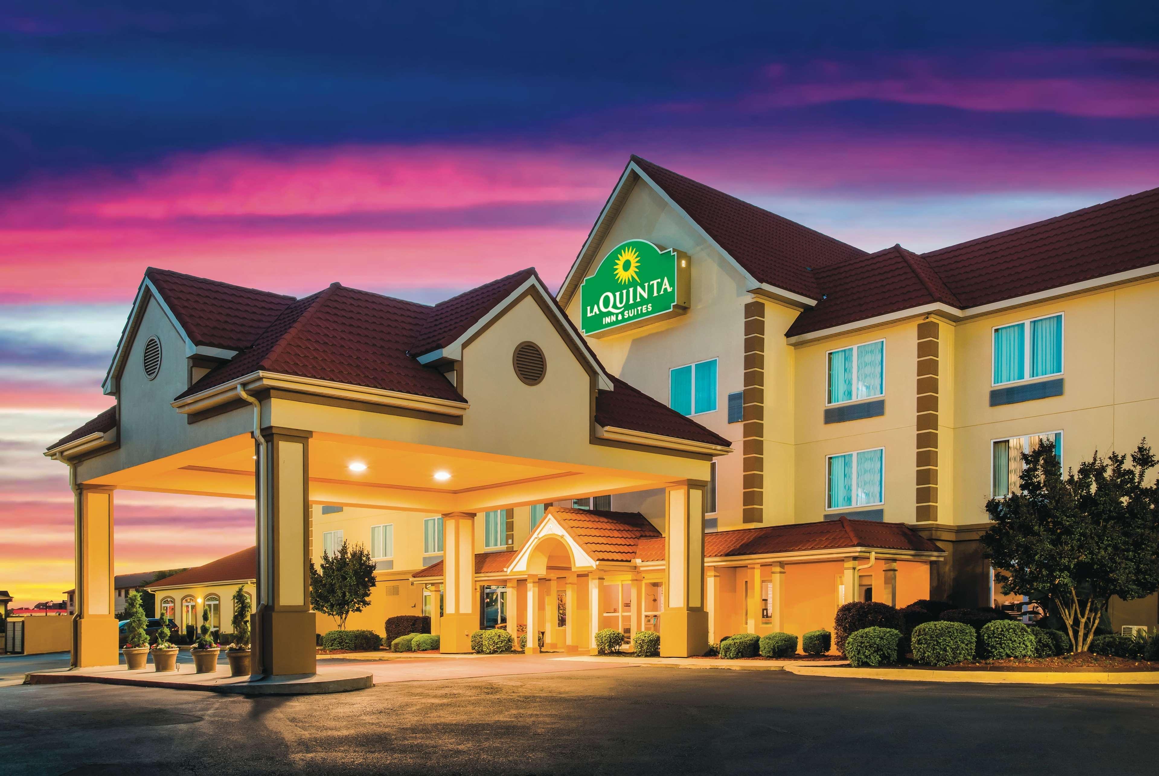 La Quinta By Wyndham Russellville Exterior photo