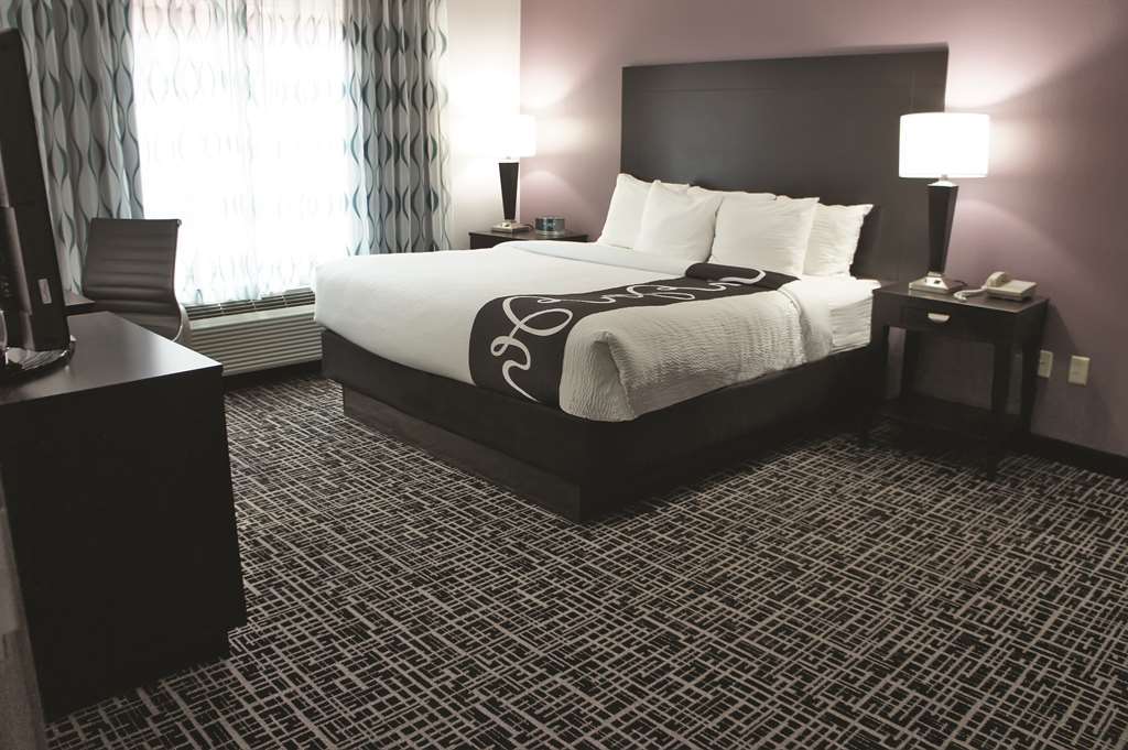 La Quinta By Wyndham Russellville Room photo