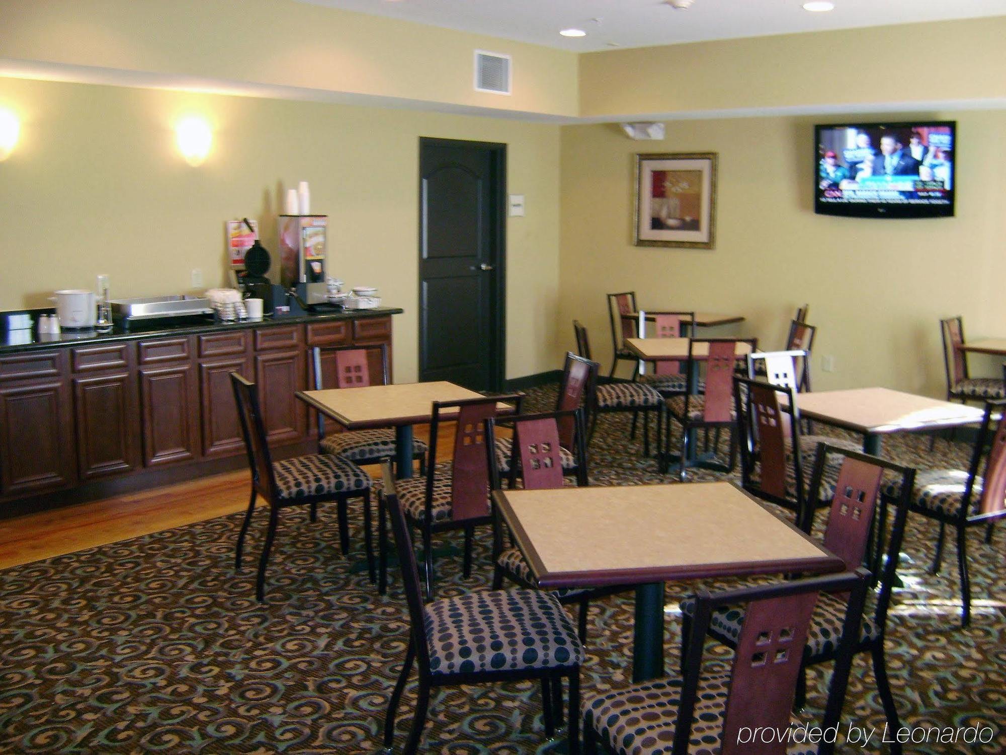 La Quinta By Wyndham Russellville Restaurant photo