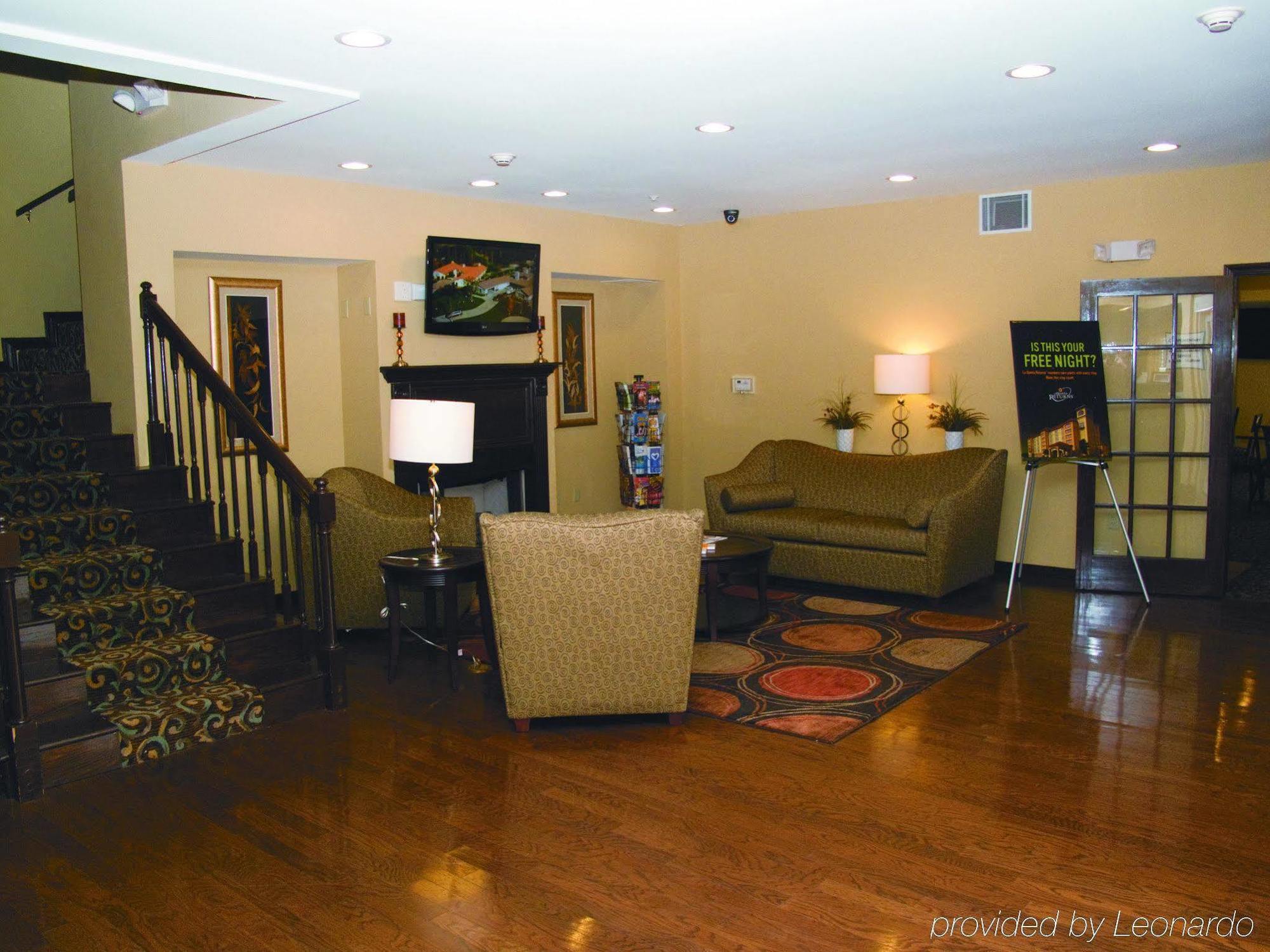 La Quinta By Wyndham Russellville Exterior photo